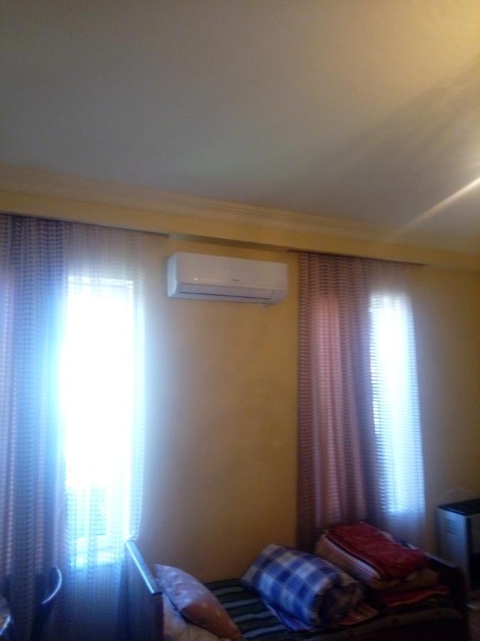 Medico And Suliko Guest House Kutaisi Exteriör bild