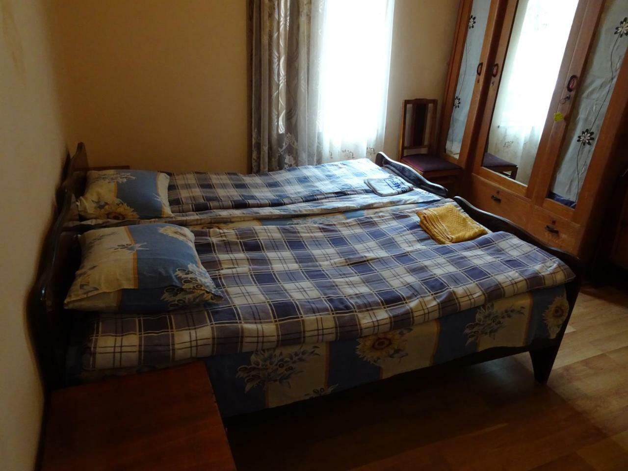 Medico And Suliko Guest House Kutaisi Exteriör bild